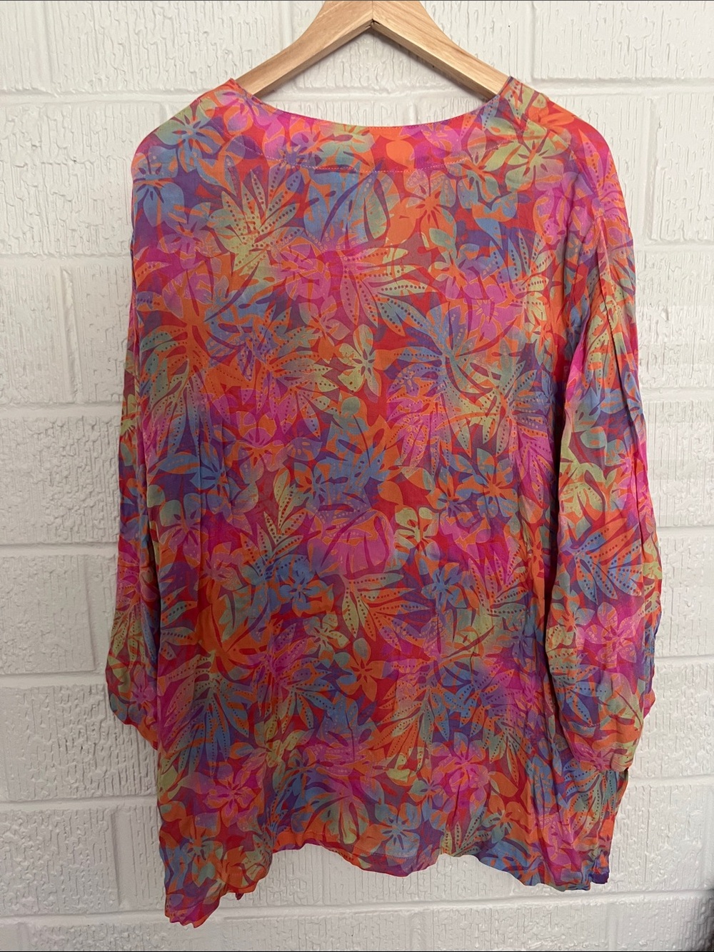 Blue Ginger Vibrant Floral V-Neck Tunic Top Coverlet Swim 2XL - Picture 3 of 7